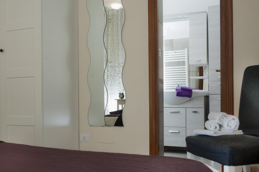 Fl Apartments Charming Flat In The Heart Of Trastevere Рим Екстериор снимка